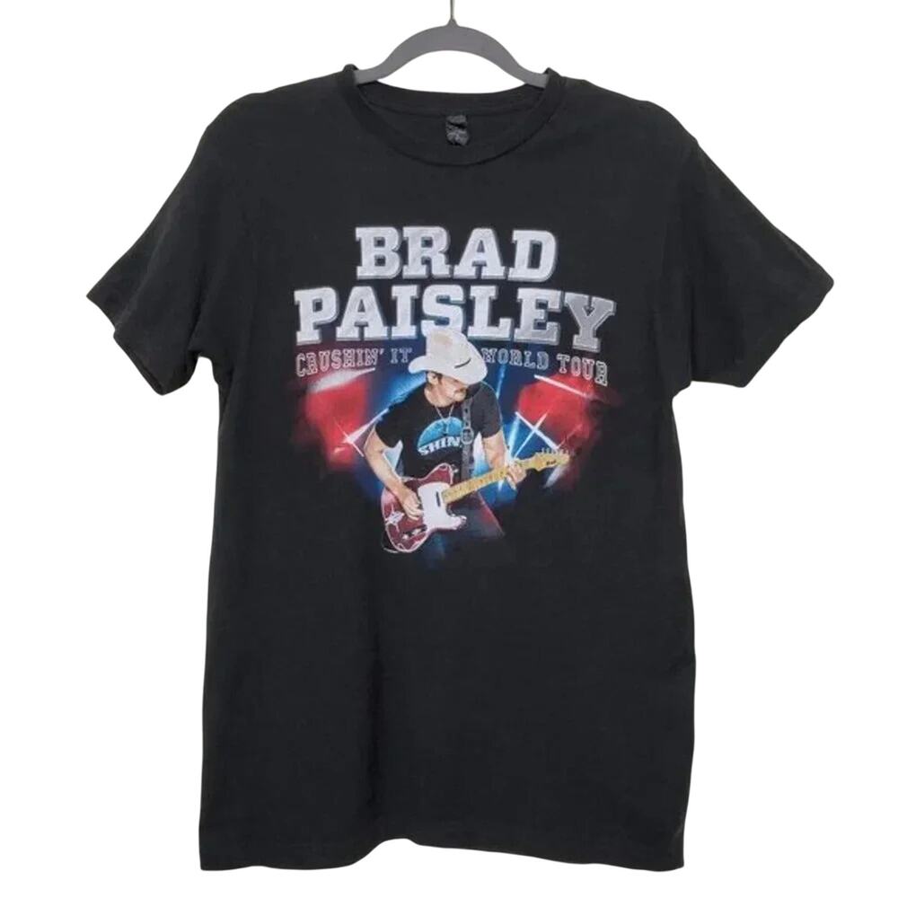 Brad Paisley Crushin’ It World Tour Graphic Tee Unisex Size M Black Concert